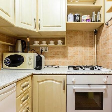 Cherry Blossom Designer Apartment In The Center With Free Parking บูดาเปสต์ ภายนอก รูปภาพ